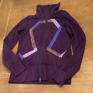 Lululemon origami stride jacket size 8